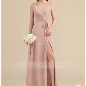 JJ’s House Dresses - V-Neck Long Chiffon Bridesmaid / Prom Dress JJ’s House Dresses - V-Neck Long Chiffon Bridesmaid / Prom Dress